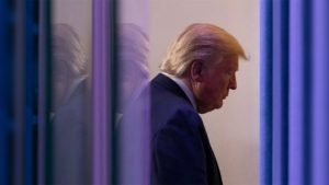 Donald-Trump-4-696x464-2