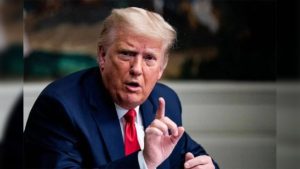 Donald-Trump-696x464-1