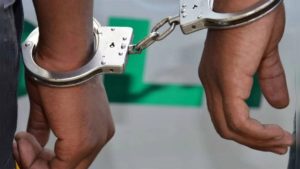 capturados dos hombres por violación