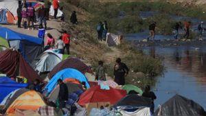 migrantes-6-696x387-2