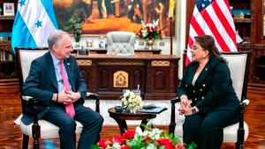 Tim-Kaine-Xiomara-Castro