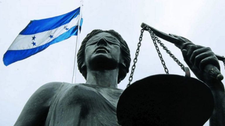 Justicia Diosa Temis Bandera