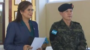 Rixi Moncada Roosevelt Hernandez