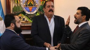 Johel Zelaya juramentacion Luis Redondo Carlos Zelaya