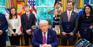 Donald-Trump_LaTribuna-1