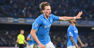 El-Napoles-vuelve-a-tocar-el-cielo-La-Tribuna