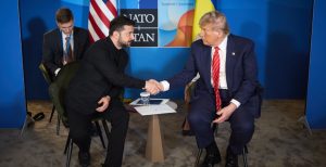 Zelenski-pide-a-Trump-que-le-venda-armas-y-propone-fabricar-drones-con-EE.U_20250625_163536_0000