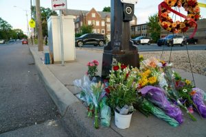 Un niño se encuentra en estado crítico tras tiroteo en escuela católica de Minneapolis