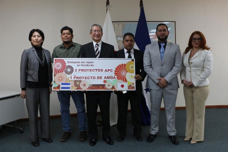 1 Japon-Honduras-salud