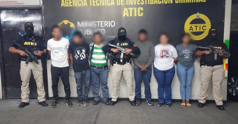 18200478897706612081