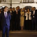 destitucion-presidente-peru-jose-jeri-abandona-palacio-de-gobierno-d65a1949-focus-0-0-608-342