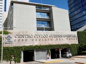 Empleados-publicos-teletrabajo-dependencias-suprimidas-gobierno-Honduras