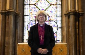 sarah-mullaly-efe-fdc9dd19dc78479b46631e3e7616d1795ace5231w-39069cc7-focus-min0.03-0.34-353-227