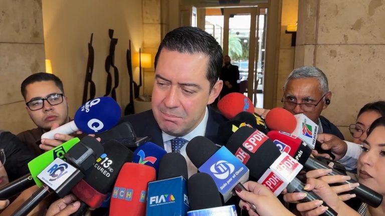 990_1906.00_00_11_28.Imagen fija001