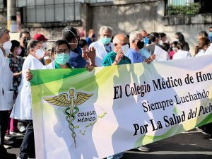 Colegio-Medico-exige-al-Gobierno-retomar-el-dialogo-y-cumplir-compromisos-pendientes