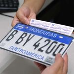 principal_entrega_de_nuevas_placas_honduras_